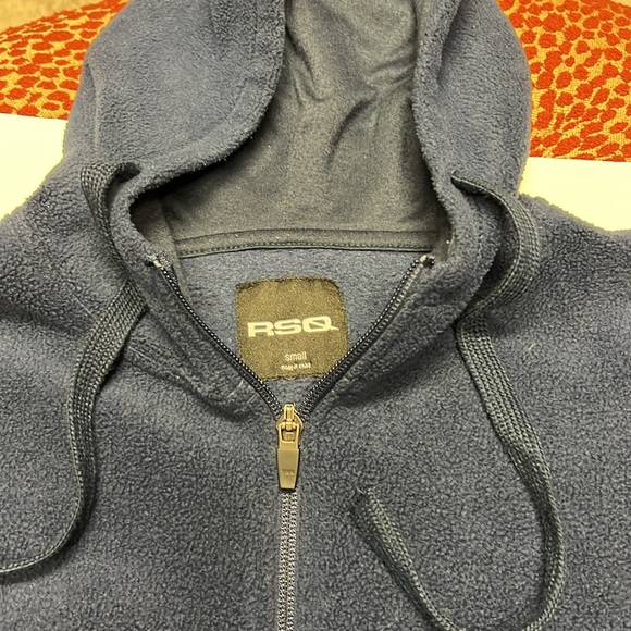 RSQ Like New Fleece Hoodie men’s small. Warm, colorful, excellent condition! - Picture 2 of 8